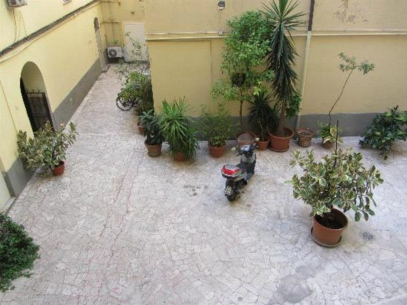 Hotel Taormina Roma Esterno foto