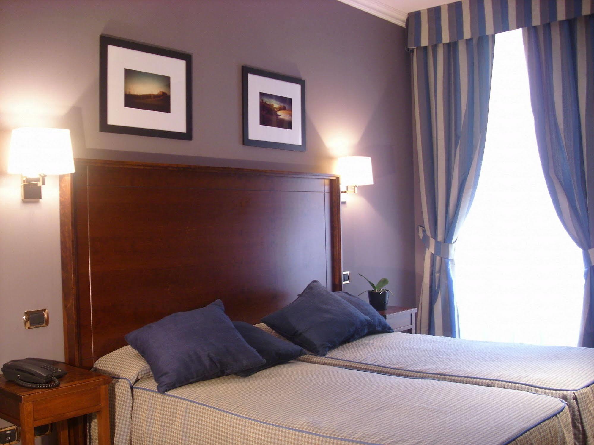 Hotel Taormina Roma Esterno foto