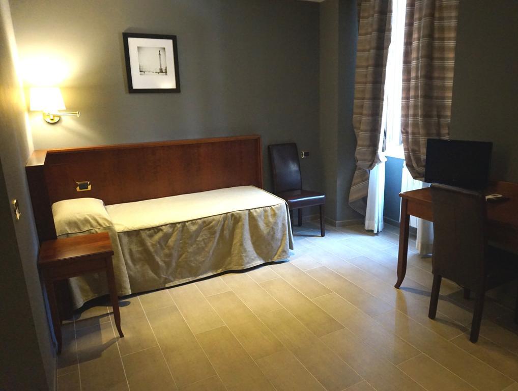 Hotel Taormina Roma Camera foto