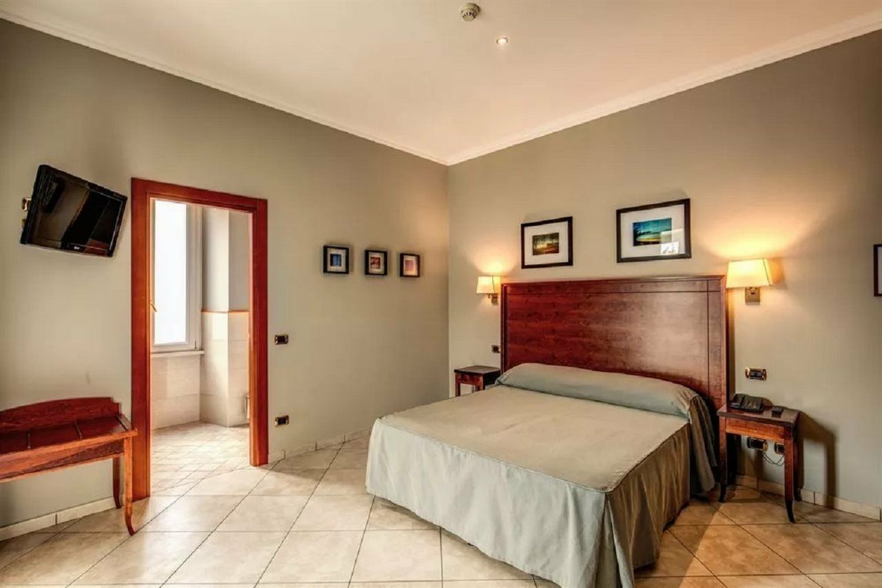 Hotel Taormina Roma Esterno foto